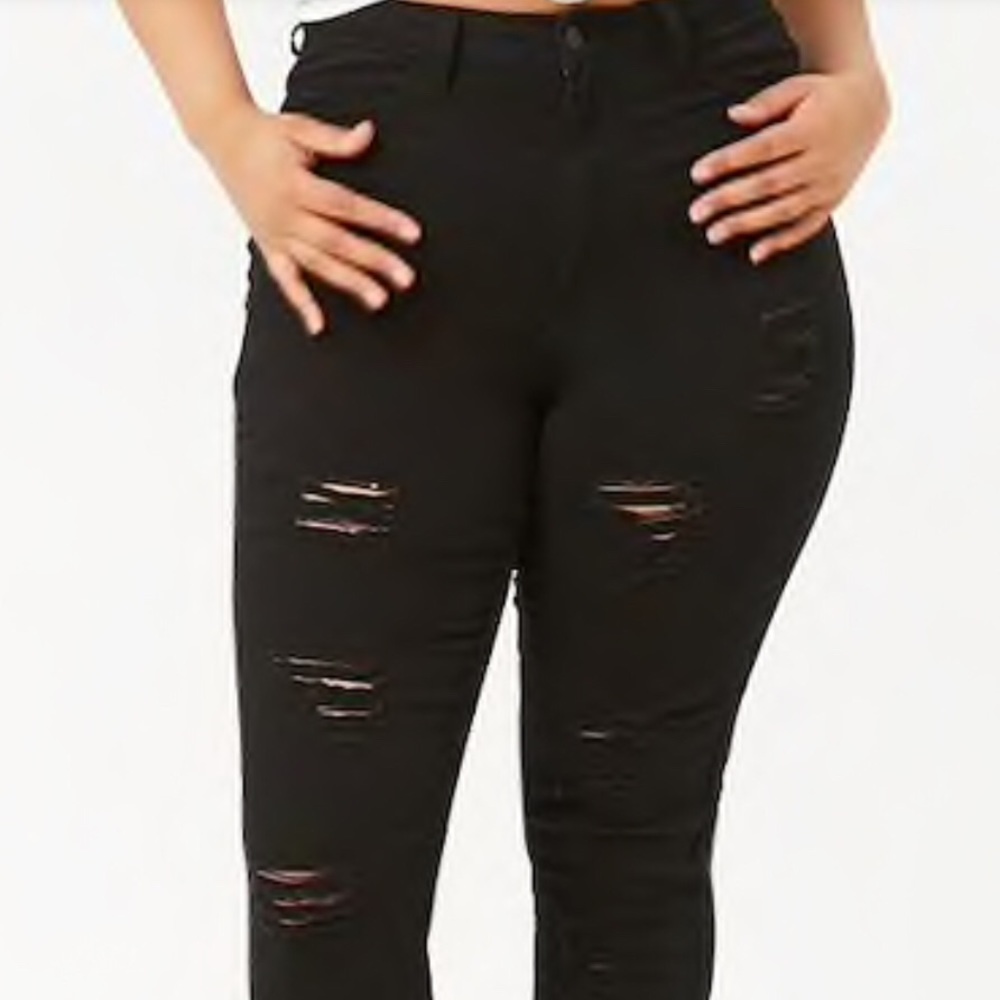Distressed Skinny Jeans